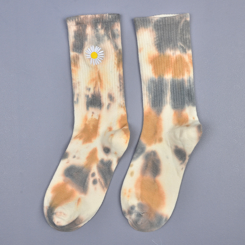 ECAO Tie-dye Crew Socks Tide Female Embroidery High-top Socks Male Socks Tide Ins Daisies Cotton Socks Autumn Winter Socks